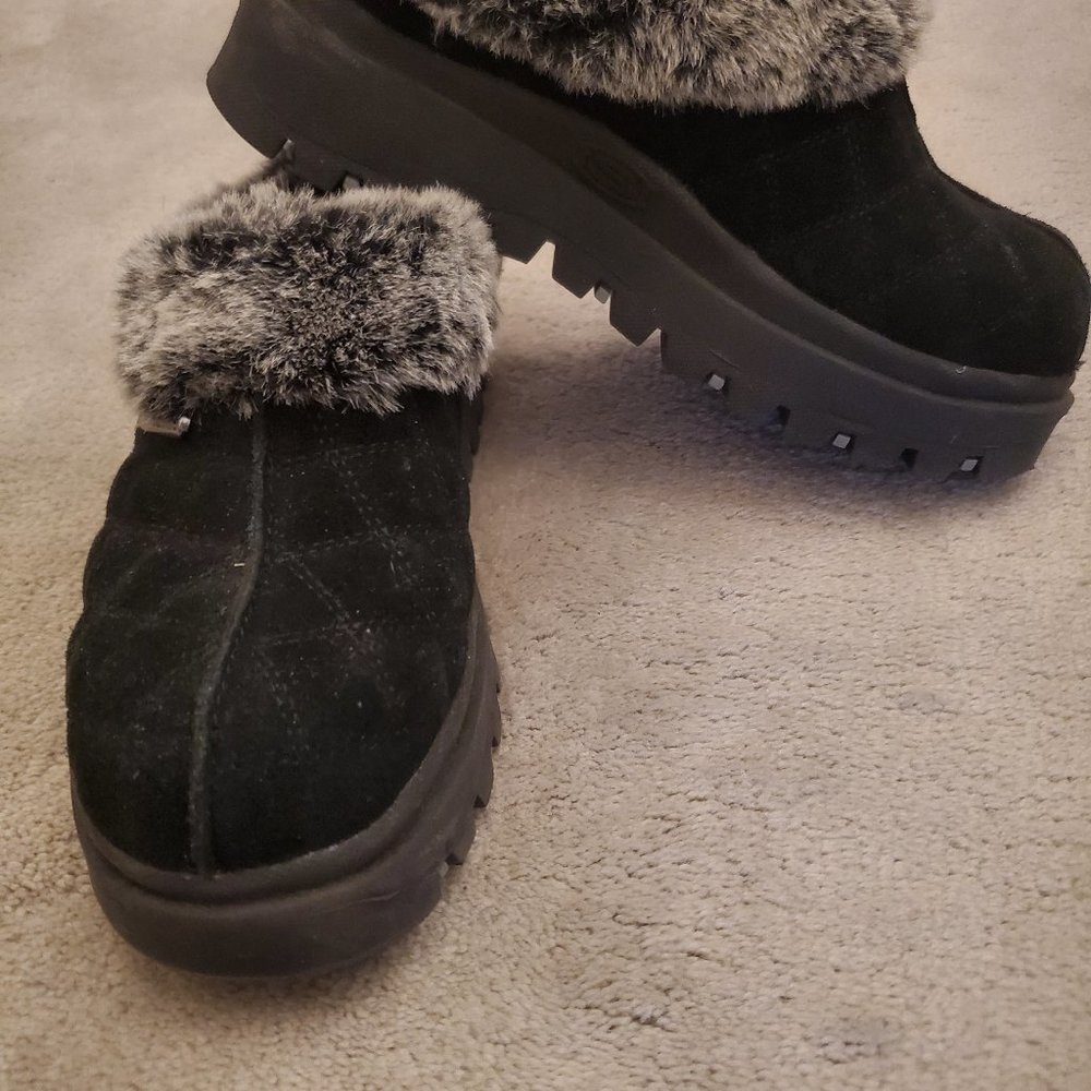 Skechers, black suede mules, faux fur trim, size 7.5M